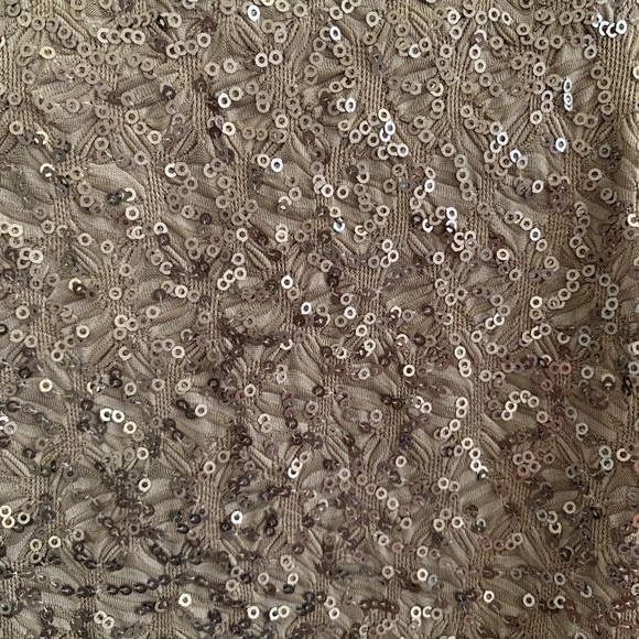 Banana Republic Sleeveless Top - Picture 4 of 4